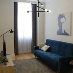 Διαμέρισμα Augusta Street 213 - 2 Dto