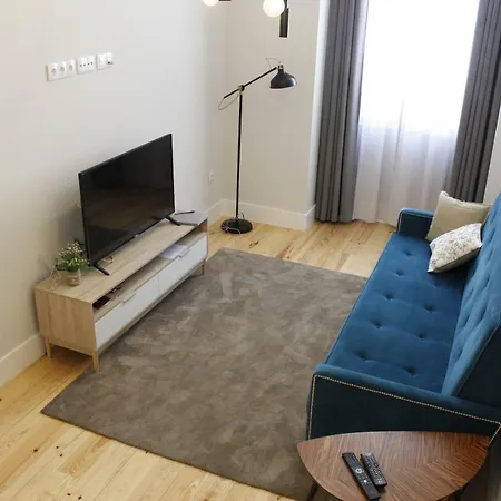 Апартаменты Augusta Street 213 - 2 Dto *